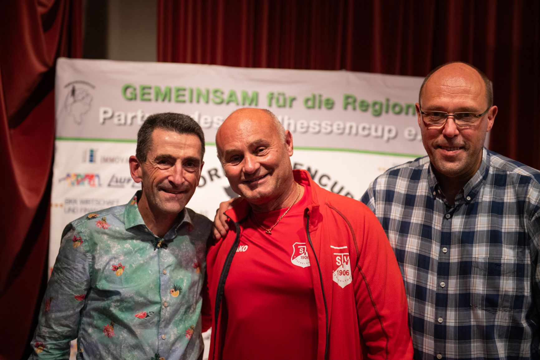 Armin Hast, Günter Hartmann und Lars Bergmann (nach links) nach der Ehrung 
